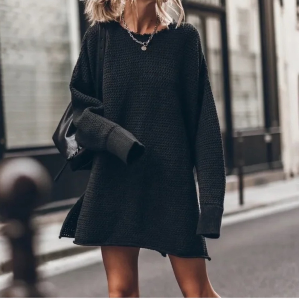 MIKUTA black long knitted sweater
